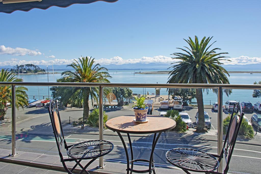 Waterfront Escape Apartment Nelson Bagian luar foto