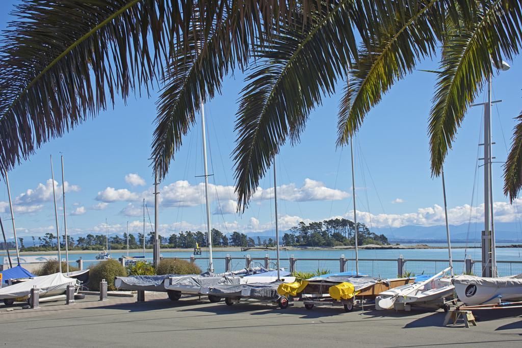 Waterfront Escape Apartment Nelson Bagian luar foto
