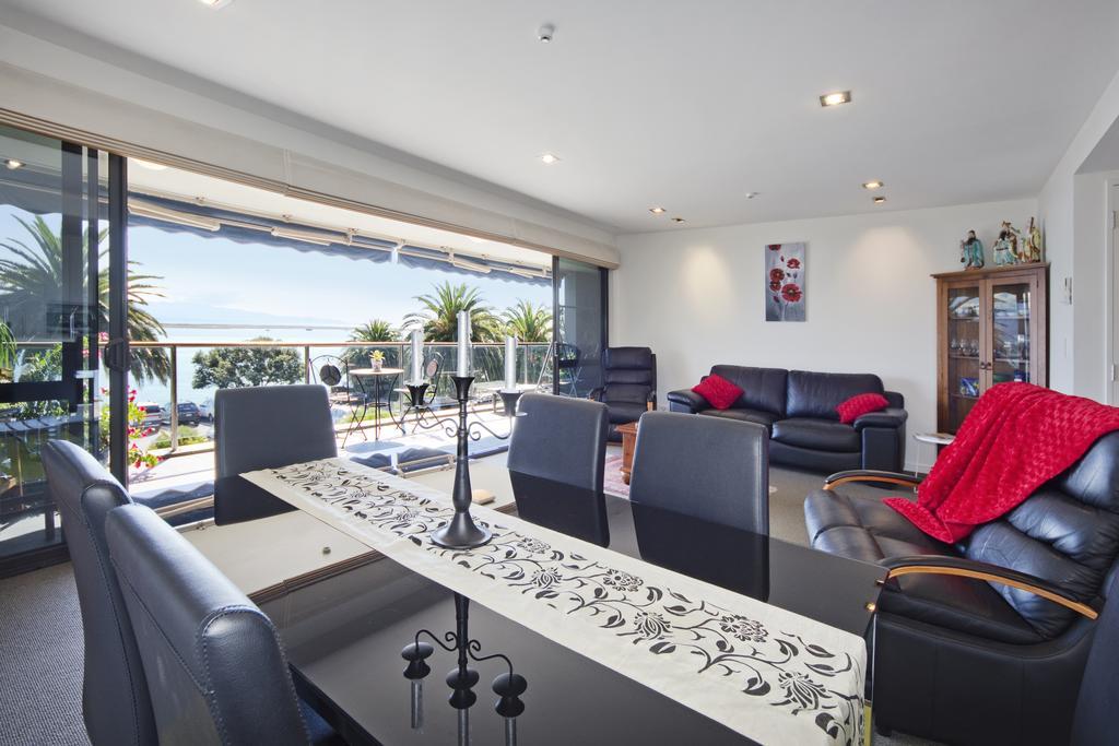 Waterfront Escape Apartment Nelson Bagian luar foto