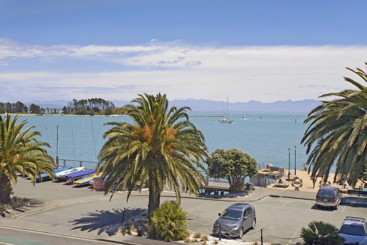 Waterfront Escape Apartment Nelson Bagian luar foto